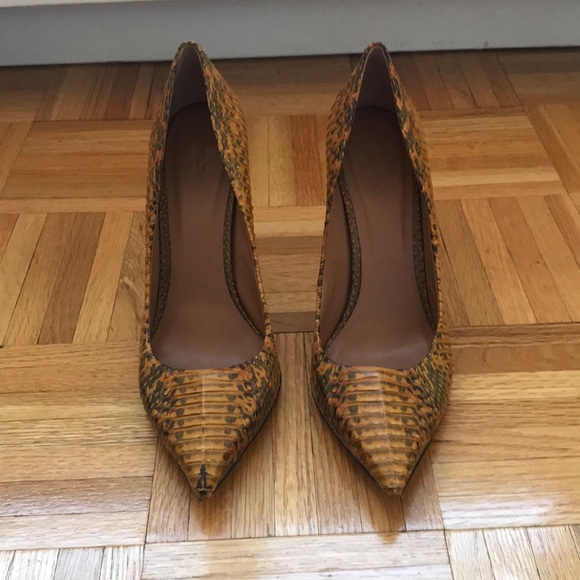 🚫SOLD🚫 - Picture 2 of 4