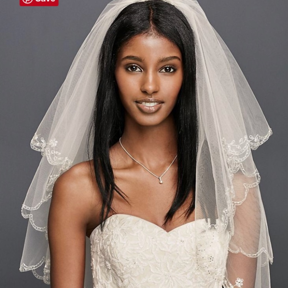 David’s Bridal Two-Tier Veil with Scallop Edge
