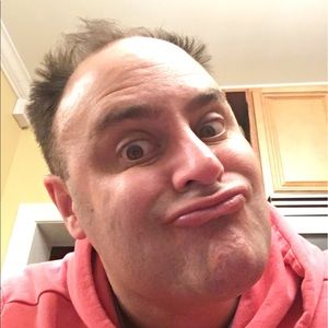 Meet your Posher, Todd