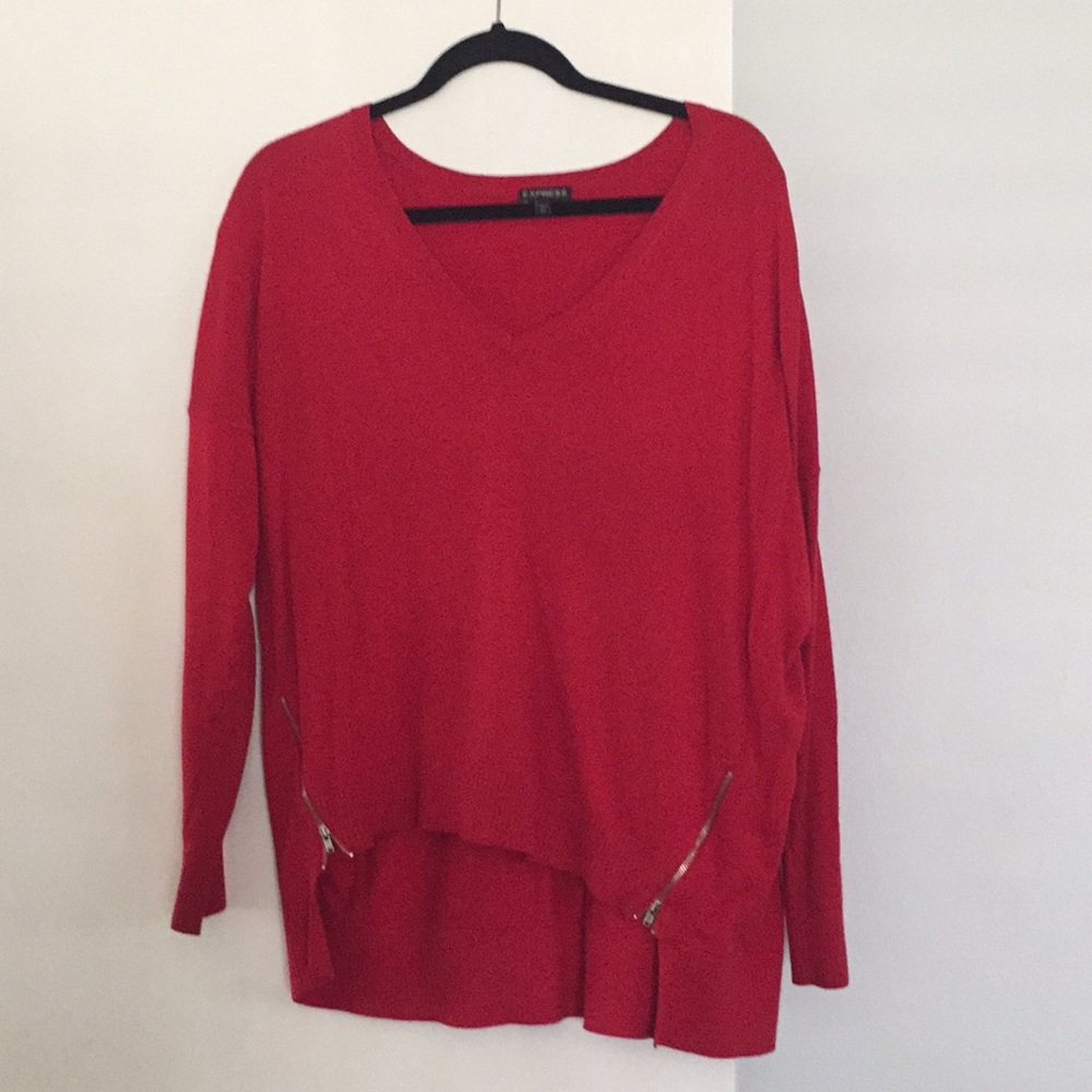 V neck sweater