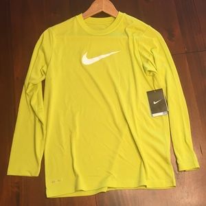 Boys Nike Dri fit size medium