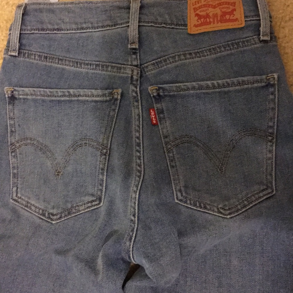 levi’s high wasted  skinny jeans