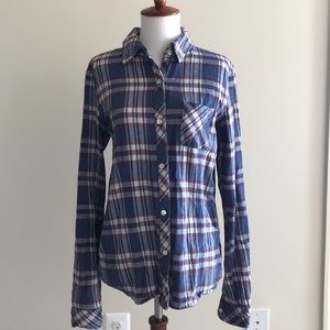 Levi’s - flannel button down shirt