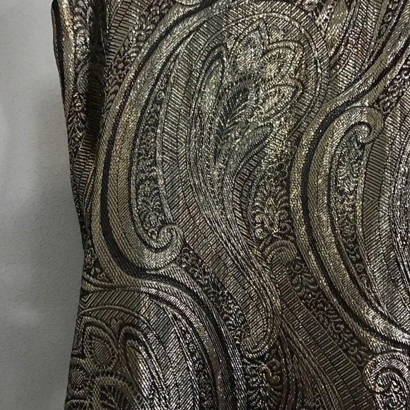 Gold Metallic paisley camisole - Picture 3 of 3