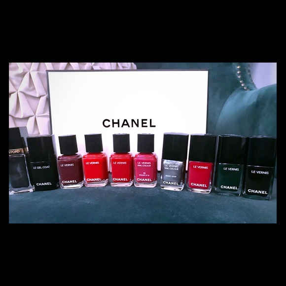 Chanel and Tom Ford nail Lacquer - Picture 1 of 6