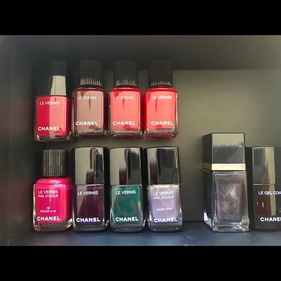 Chanel and Tom Ford nail Lacquer - Picture 2 of 6