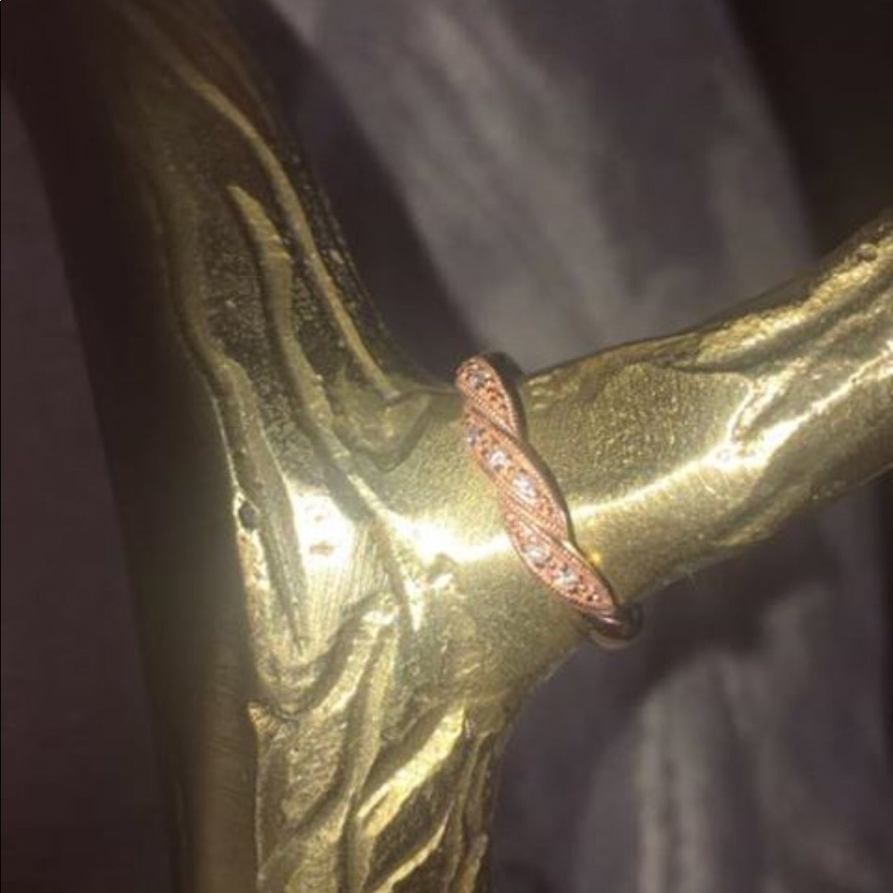 Rose gold ring