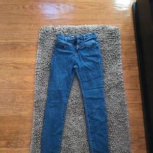H & M high rise  denim jeans. 26 waist 29 long