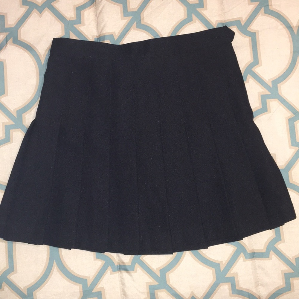 American Apparel Pleated Black Skirt