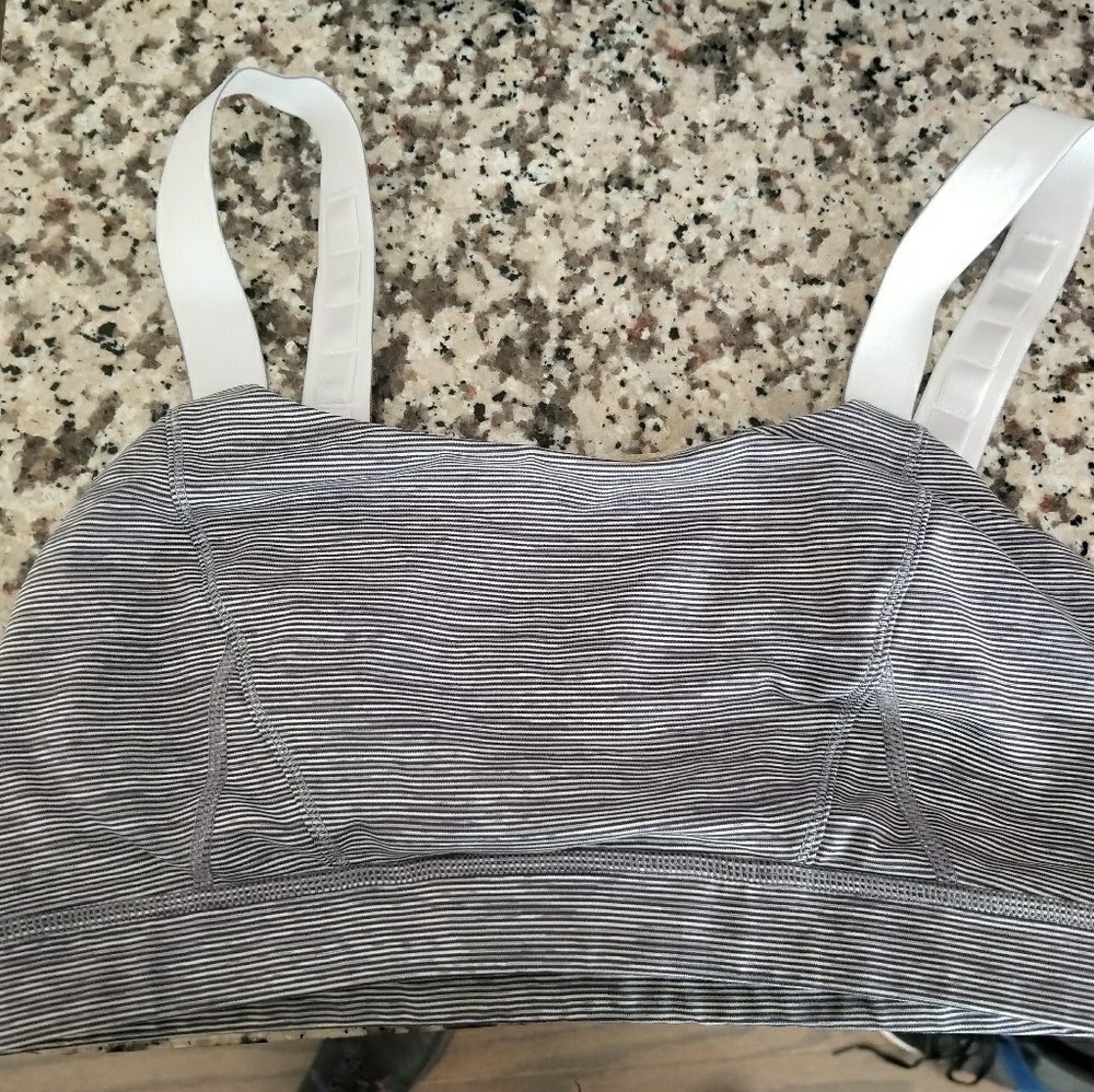 🚫SOLD🚫Lululemon sports bra