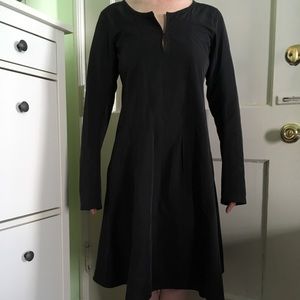 Jil Sander Uniqlo keyhole black tuck dress new