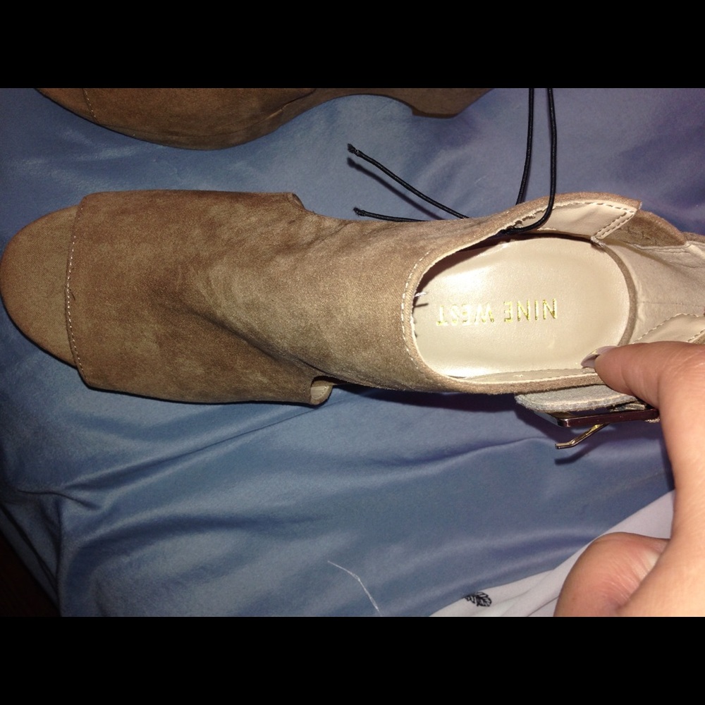 NINE WEST WEDGES