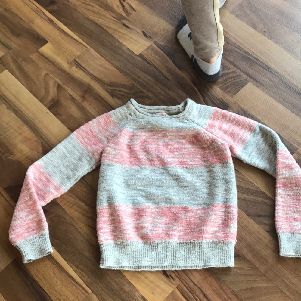 Girls sweater