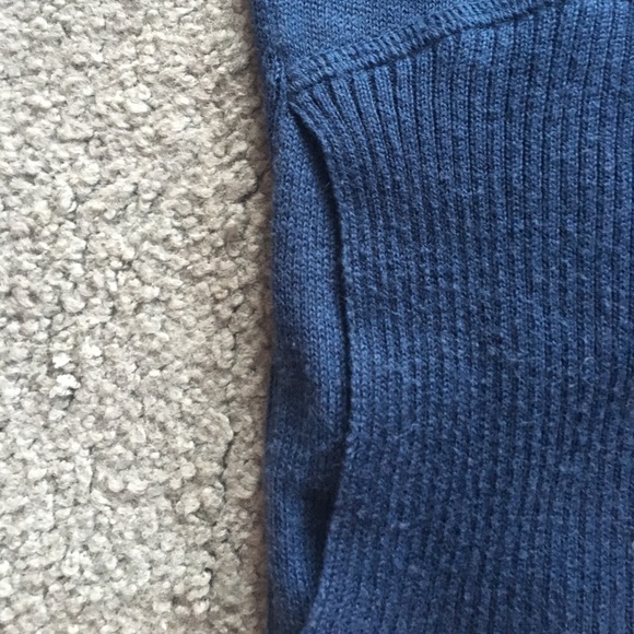 Indigenous size small blue zip up sweater - Picture 3 of 4