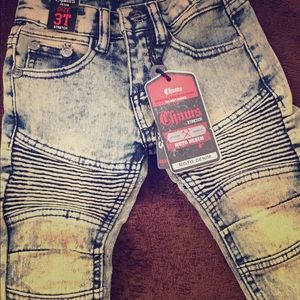 *SOLD on Merc.* Toddler urban skinny jeans