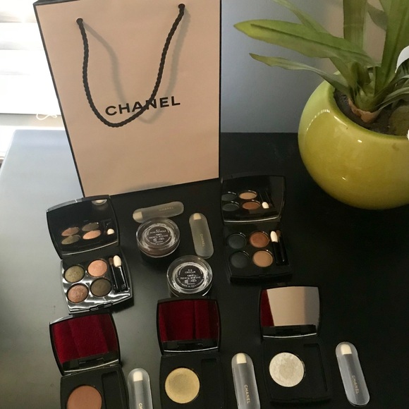 Chanel 7 piece eyeshadow collection - Picture 1 of 8