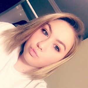 Meet your Posher, Mallory