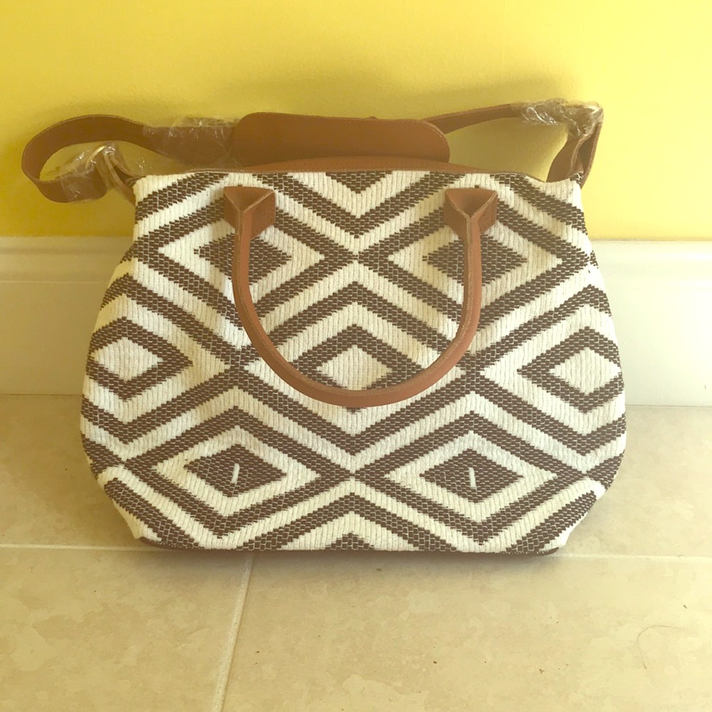 Shoulder bag