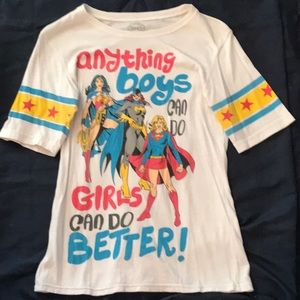 DC Comics T-shirt