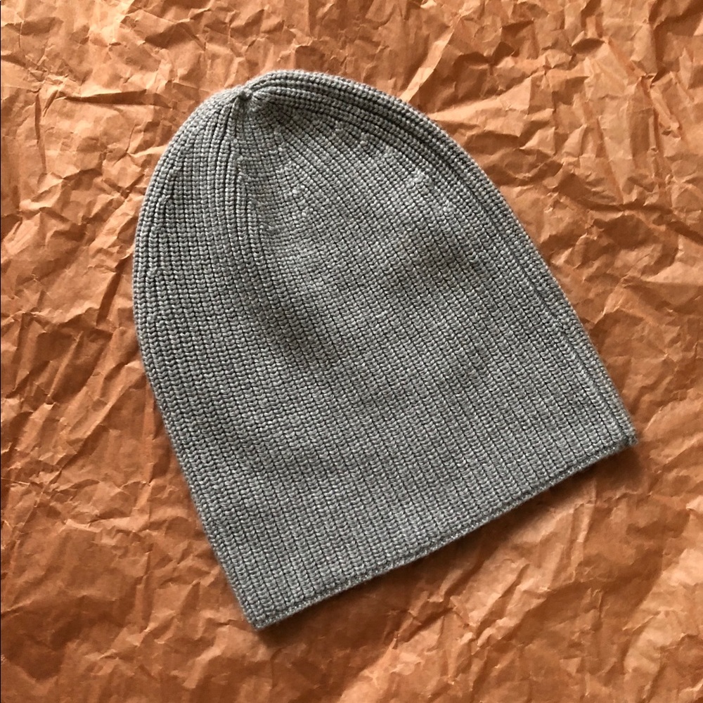 The Chunky Wool Beanie - Grey
