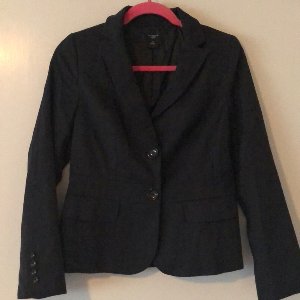 Cotton blazer from Ann Taylor, like new.