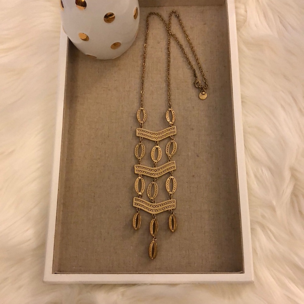 Stella&Dot “Antique” Gold Pendant Necklace