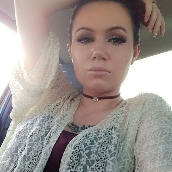 Meet your Posher, Heather - Picture 1 of 1