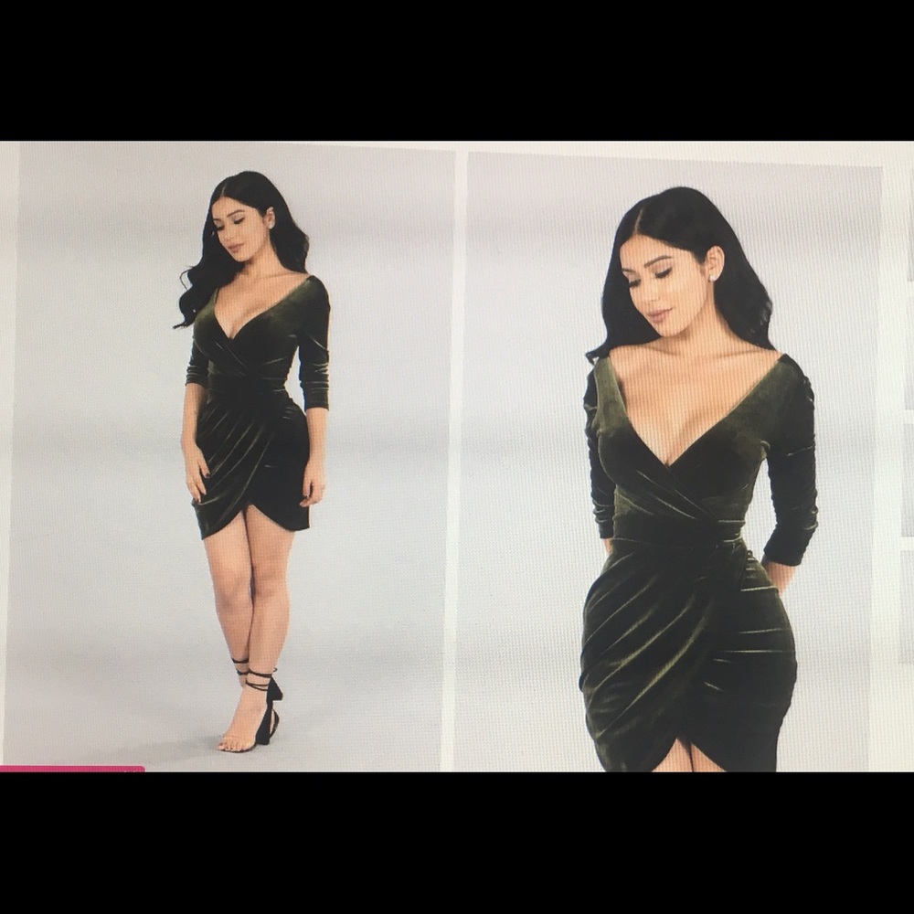 Perfect Holiday Dress Velvet Deep V Forest Green