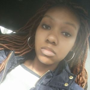 Meet your Posher, Nija