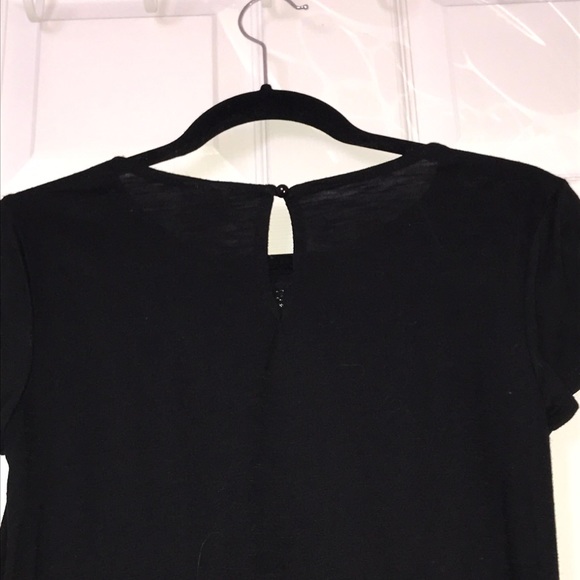 Black top - Picture 4 of 4