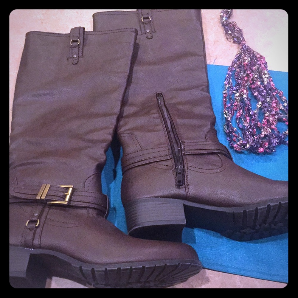 Rampage Boots NWOT