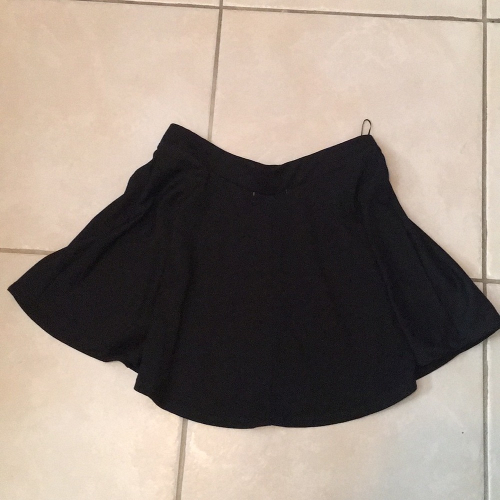 Black skirt