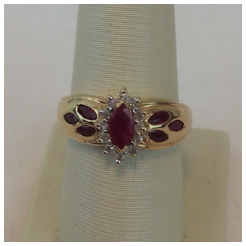 RUBY & DIAMOND RING - Picture 7 of 8