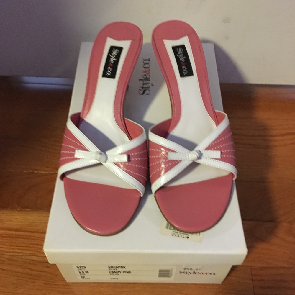 Pink & white kitten heels