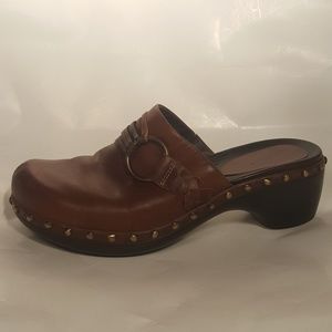 Mules Clogs Size EU 39/US 8-8.5 Brown Leather Stud
