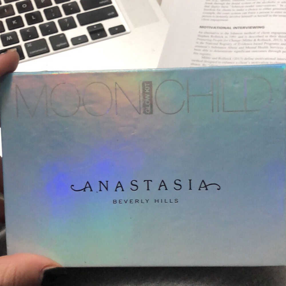 Anastasia Beverly Hills Moonchild Glow Kit