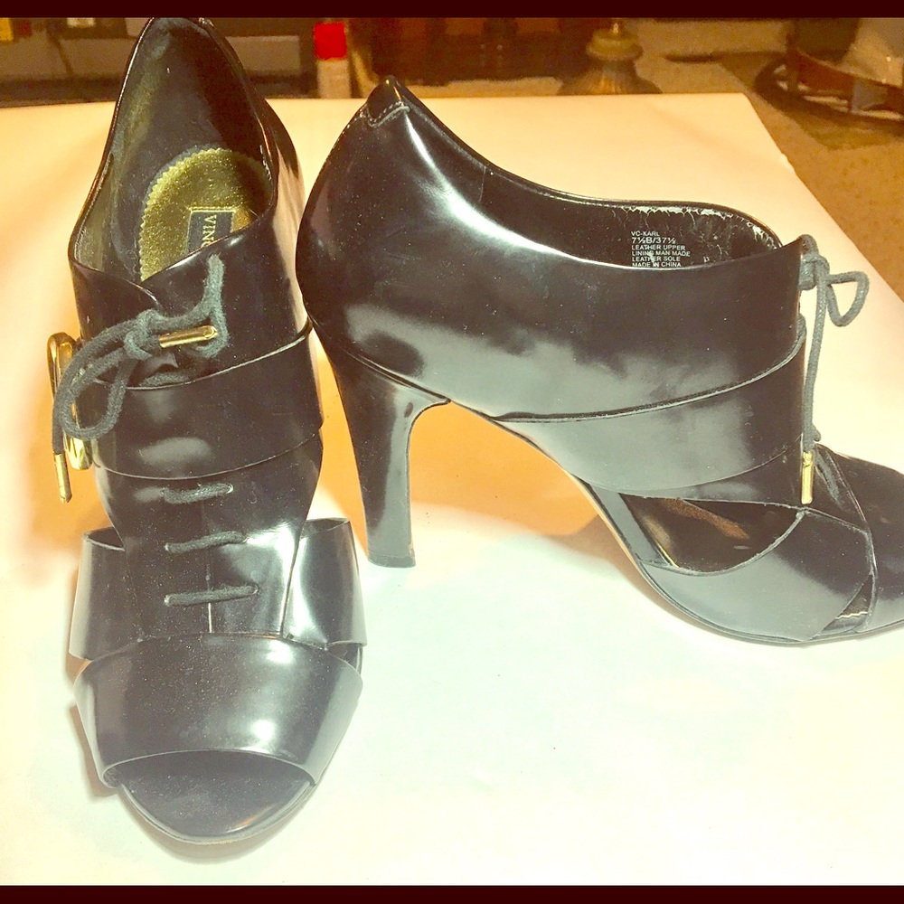 Vince Camuto Booty/Pumps