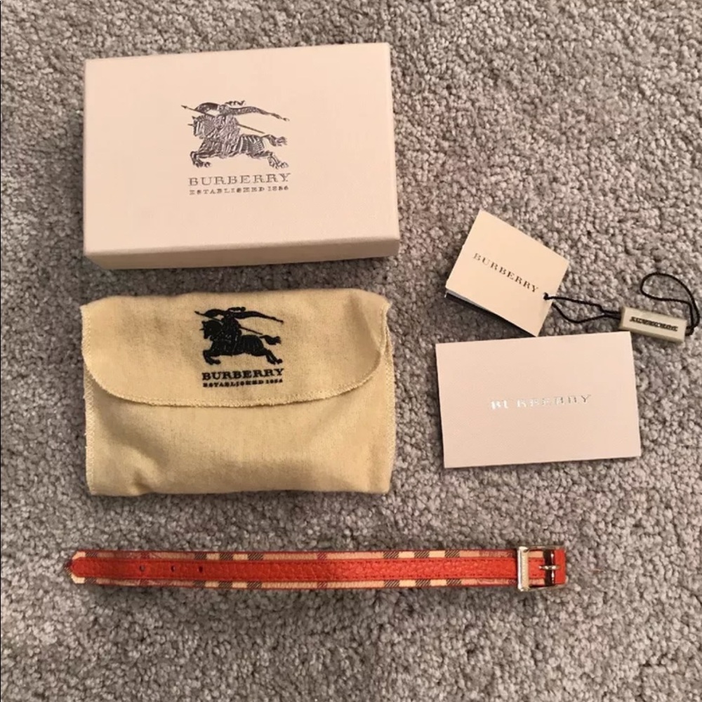100% authentic Burberry leather plaid bracelet!