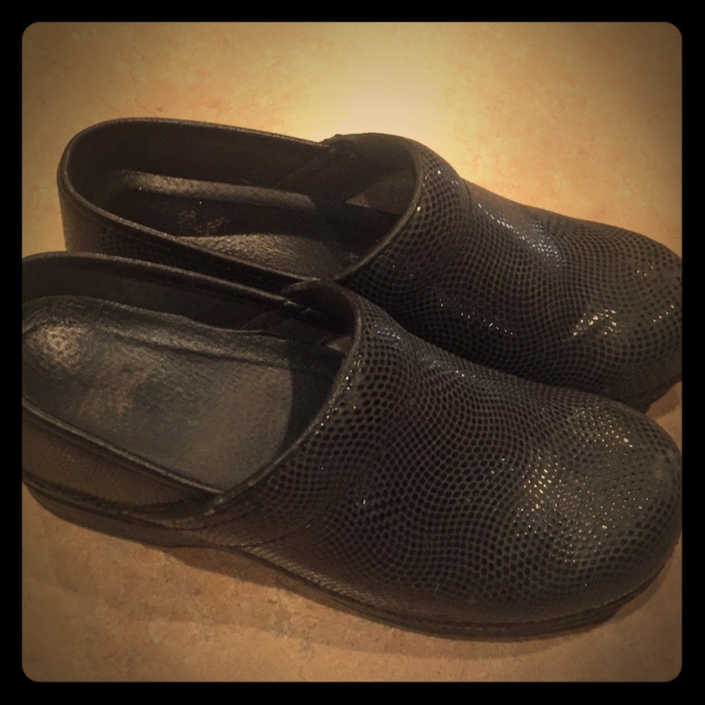 Dan ski shoes
