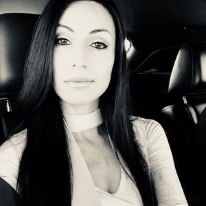 Meet your Posher, Cinthya