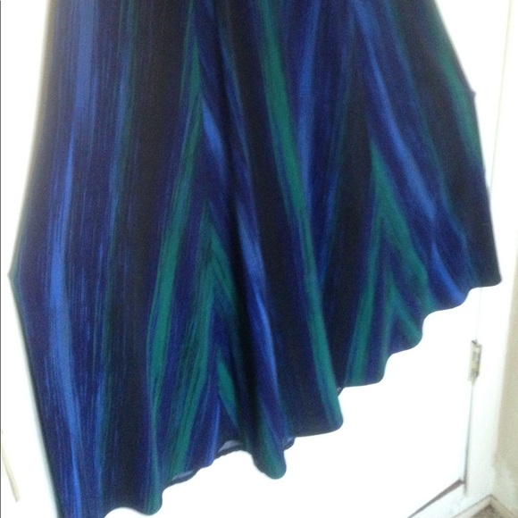 Reaction Kenneth Cole maxi dress - Picture 4 of 13