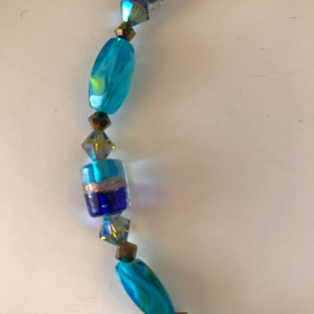 Handmade swirl pendant Swarovski crystal necklace - Picture 4 of 4