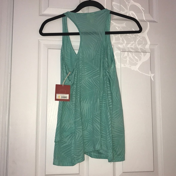 Floral tank top - Picture 2 of 2