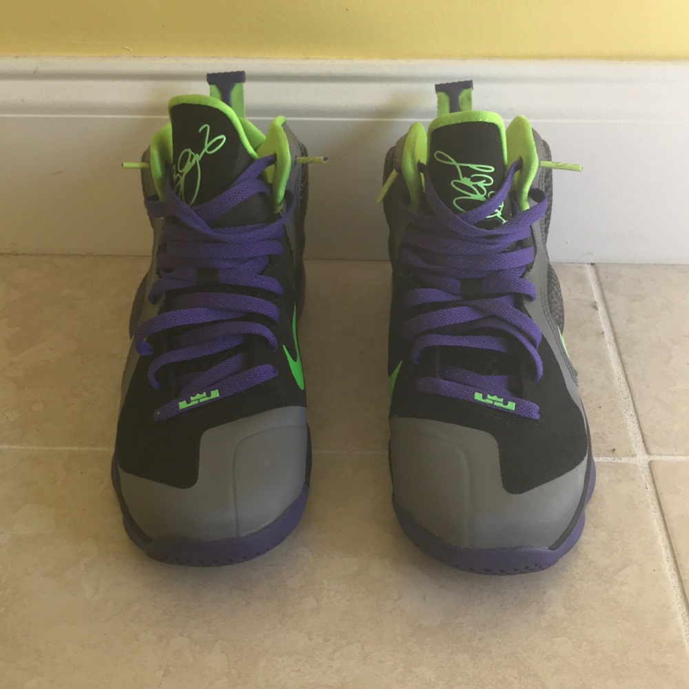 LeBron 9s