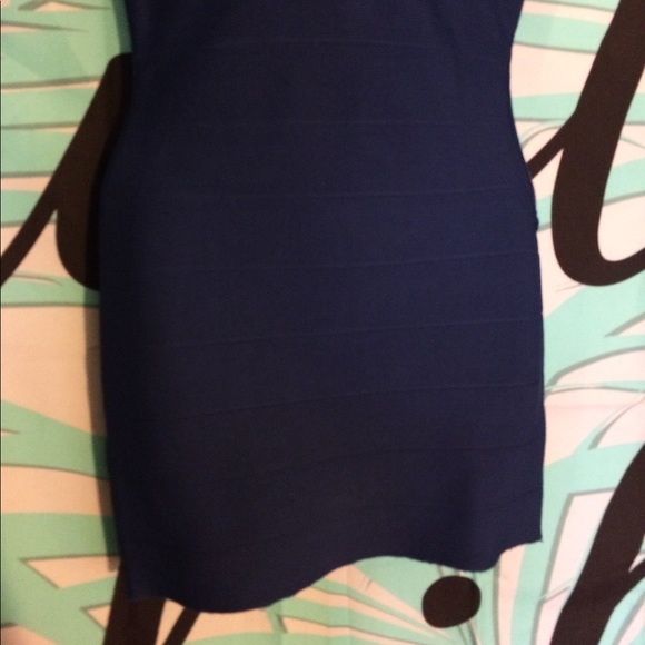 🎉 sale Guess blue stretch cocktail dress - Picture 4 of 8