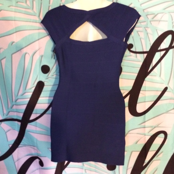 🎉 sale Guess blue stretch cocktail dress - Picture 5 of 8