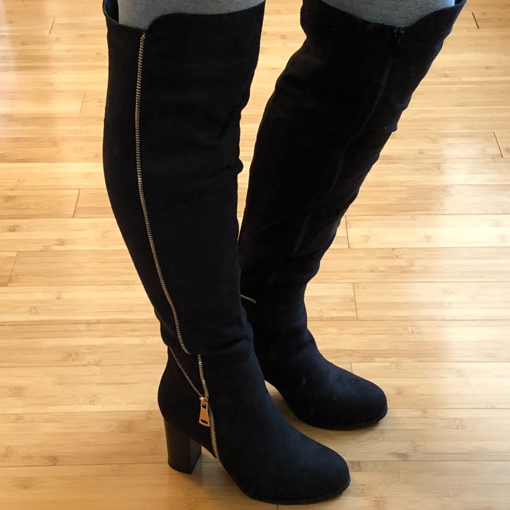 Black thick high boots