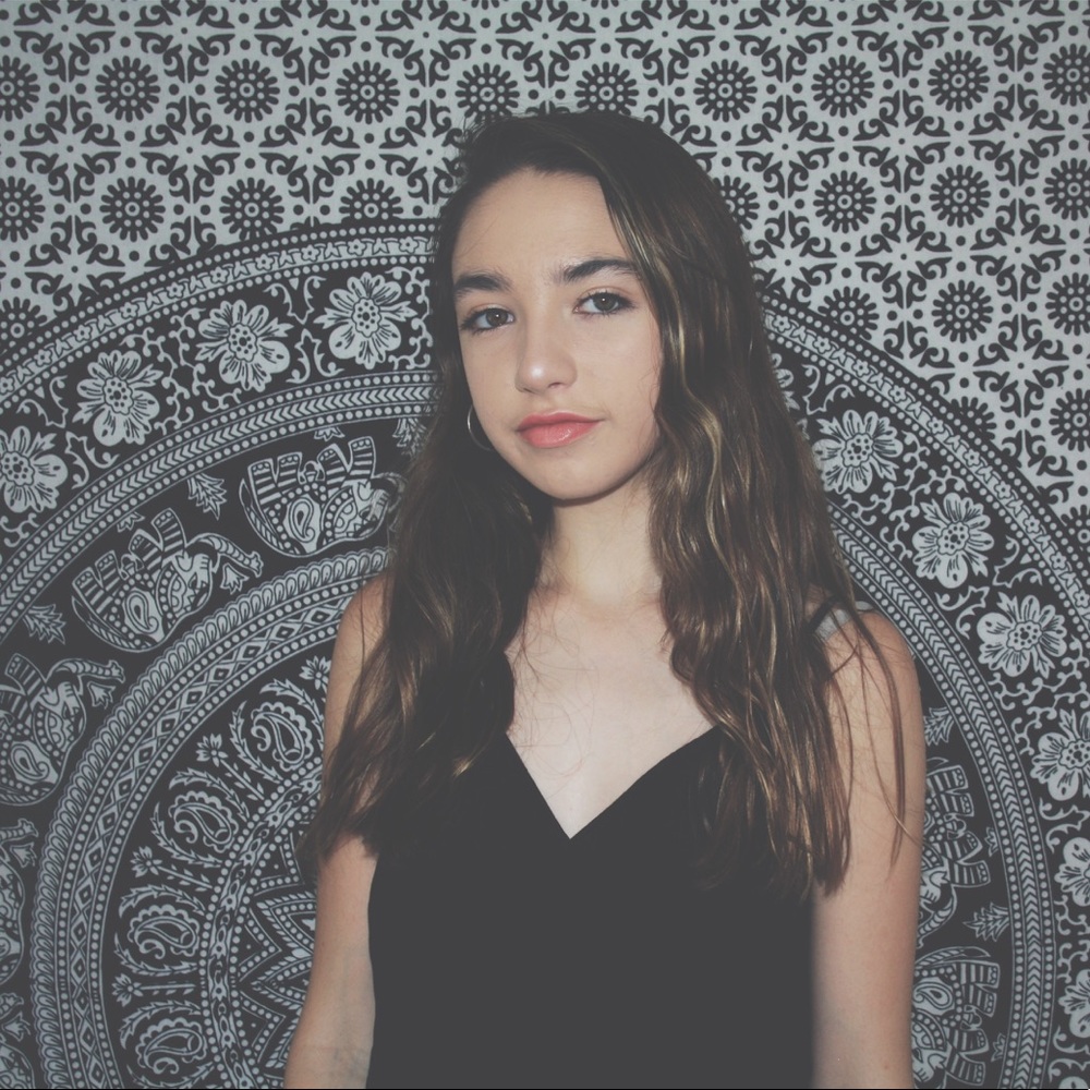 Meet your Posher, Isabelle