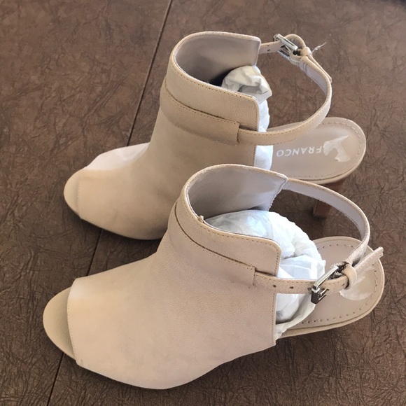 Franco Sarto,  size 7, peep toe - Picture 2 of 4