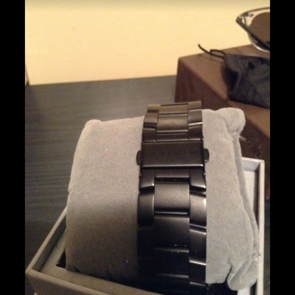 Watch - Picture 2 of 2